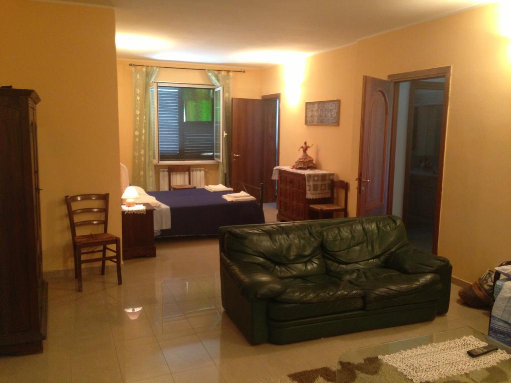 Villa Naclerio Sarzana Szoba fotó