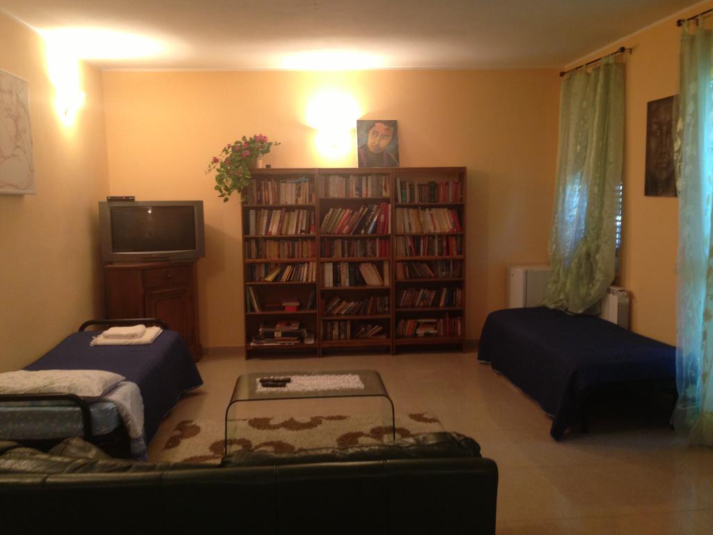 Villa Naclerio Sarzana Szoba fotó